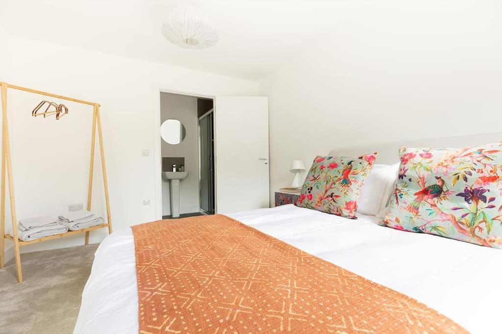 Paper Mill - Experience The City And Nature Side Of This Stay! Sheffield Exteriör bild